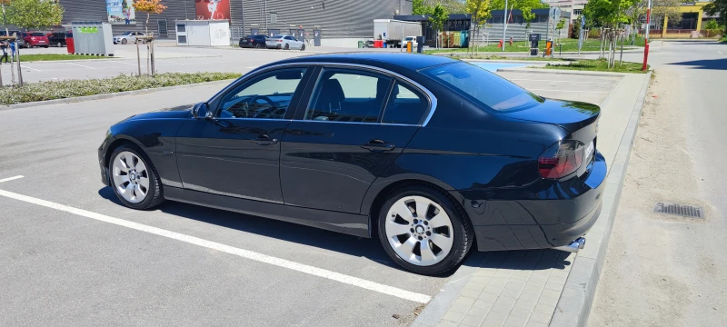 BMW 330 xi, снимка 3 - Автомобили и джипове - 52901813
