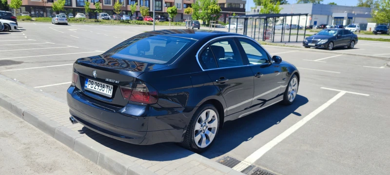 BMW 330 xi, снимка 6 - Автомобили и джипове - 52901813