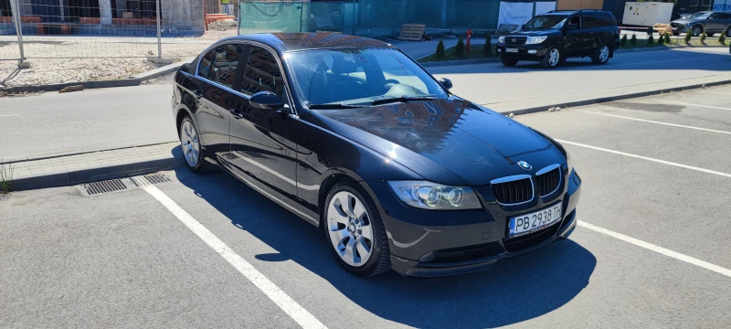BMW 330 xi, снимка 2 - Автомобили и джипове - 52901813
