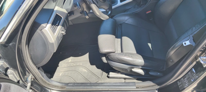 BMW 330 xi, снимка 9 - Автомобили и джипове - 52901813