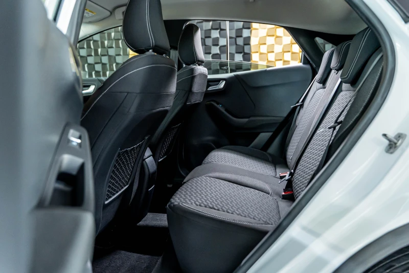 Ford Puma Crossover 1.0 EcoBoost Hybrid, снимка 13 - Автомобили и джипове - 51723629