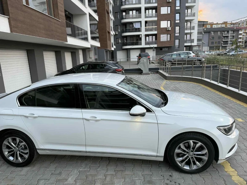 VW Passat, снимка 3 - Автомобили и джипове - 52095603