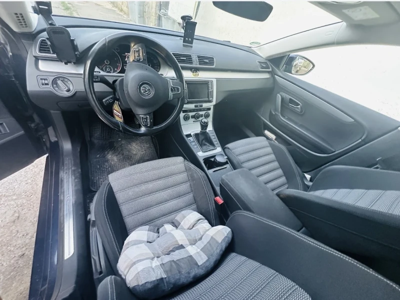 VW Passat Passat Sedan, снимка 7 - Автомобили и джипове - 52419810