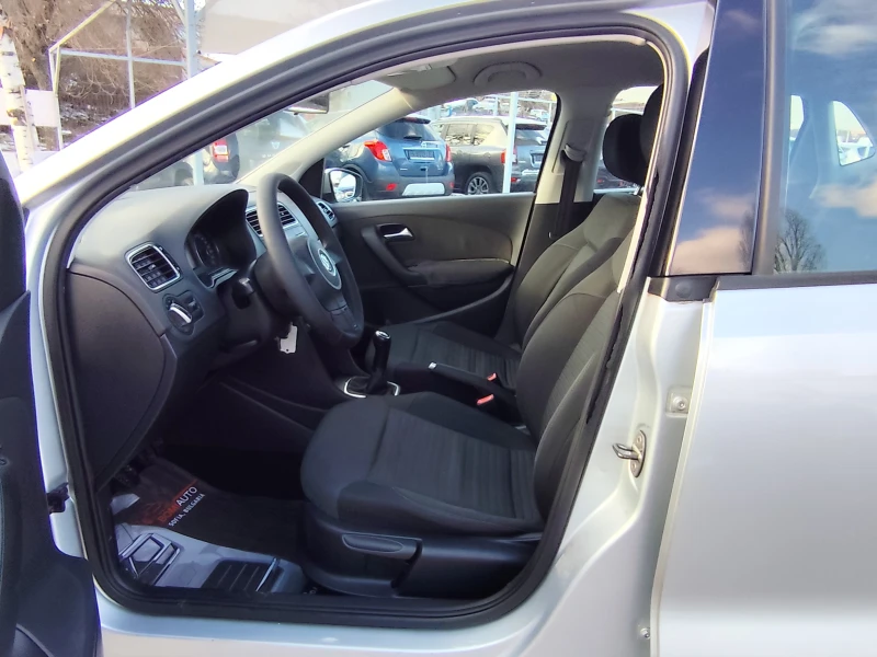 VW Polo 1.6TDi* EURO5A* KLIMA* , снимка 7 - Автомобили и джипове - 52920117