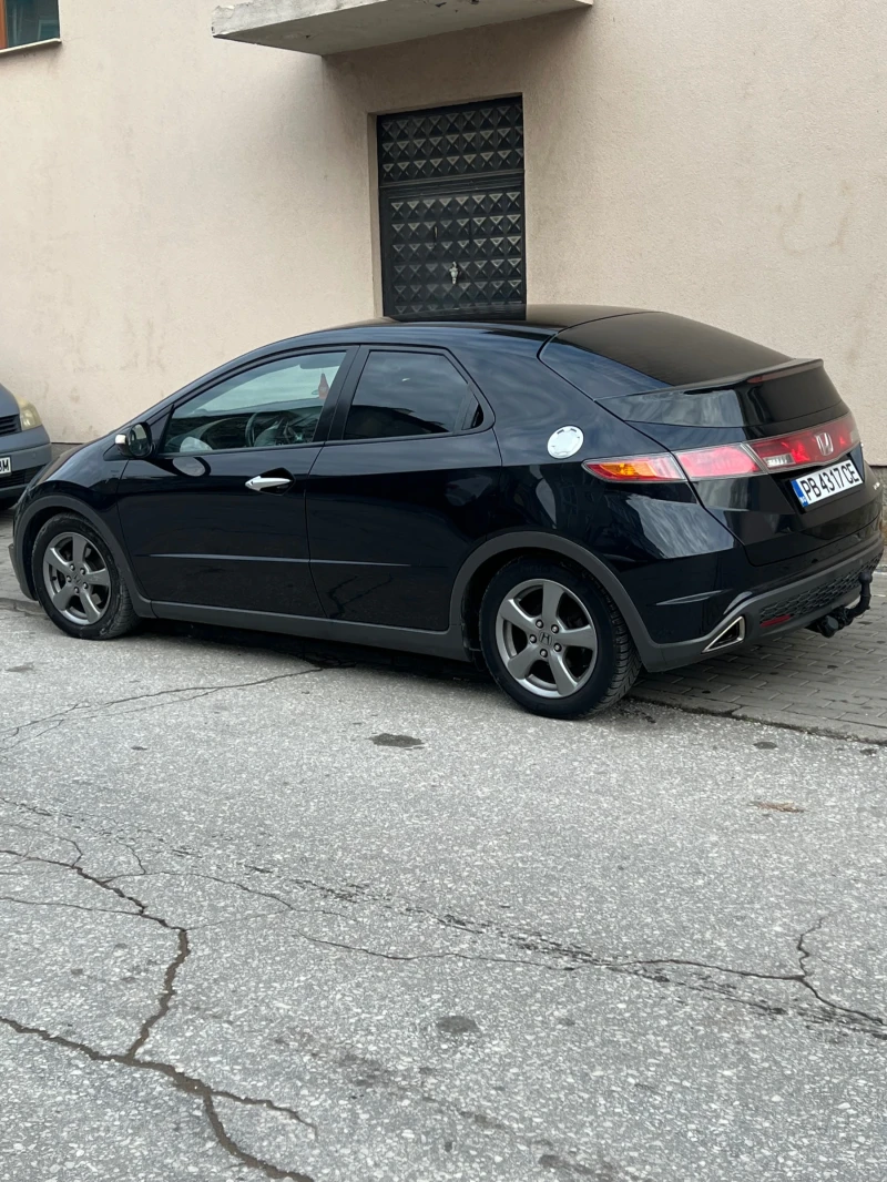 Honda Civic 2.2 i-CTDI, снимка 2 - Автомобили и джипове - 53293153
