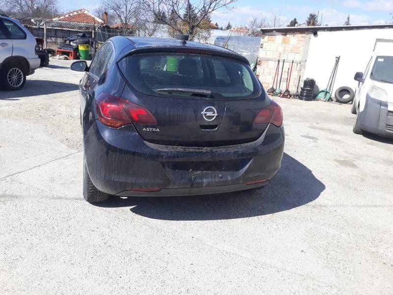 Opel Astra 3бр. 1.7 CDTI 125/1.4 TURBO 140/1.6 115, снимка 14 - Автомобили и джипове - 49369660