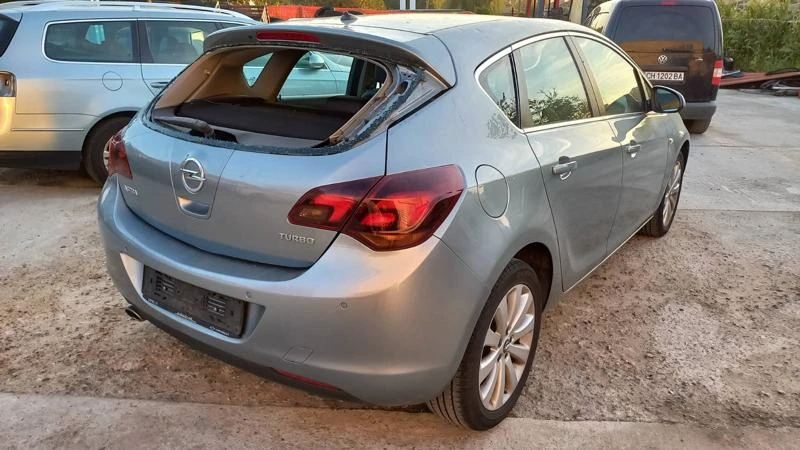 Opel Astra 3бр. 1.7 CDTI 125/1.4 TURBO 140/1.6 115, снимка 7 - Автомобили и джипове - 49369660