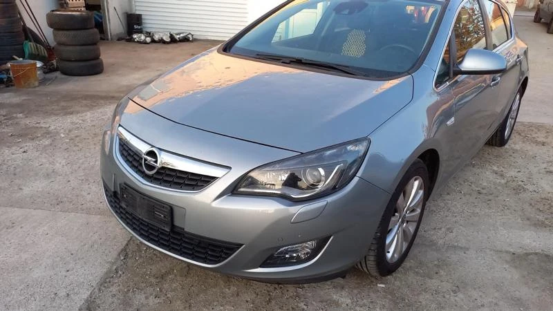 Opel Astra 3бр. 1.7 CDTI 125/1.4 TURBO 140/1.6 115, снимка 6 - Автомобили и джипове - 34636742