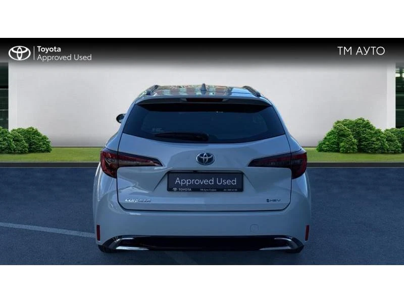 Toyota Corolla 1.8 HSD TS Executive MY25 - НОВА, снимка 4 - Автомобили и джипове - 53029532
