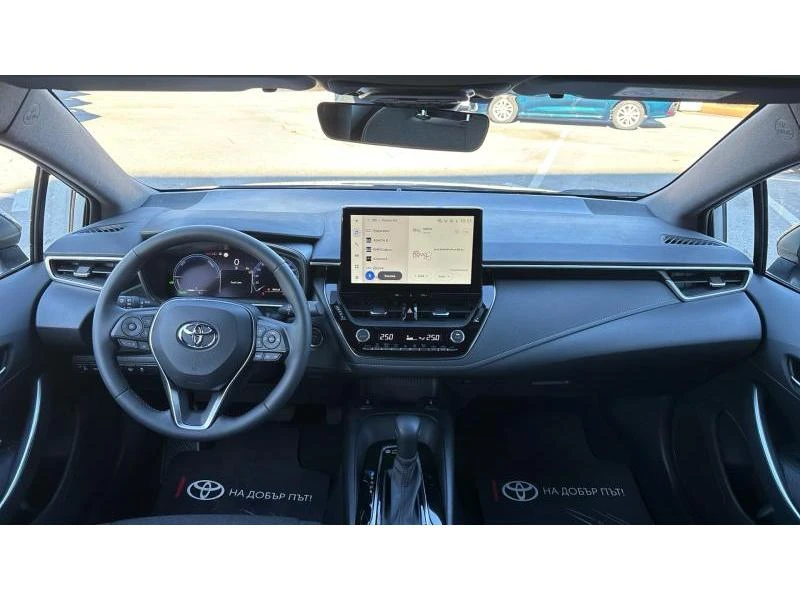 Toyota Corolla 1.8 HSD TS Executive MY25 - НОВА, снимка 8 - Автомобили и джипове - 53029532