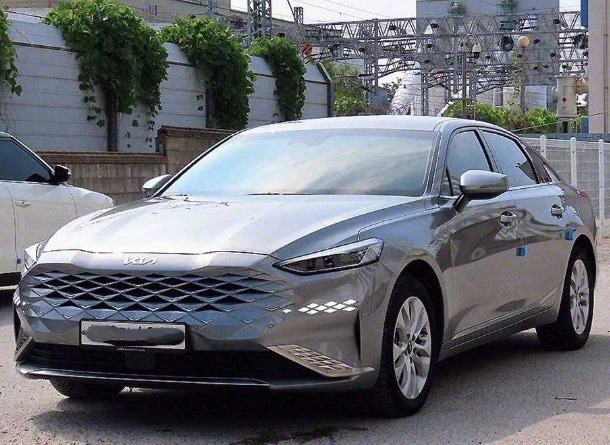 Kia K8 �������� �� 2�., ����������, �������� ����� ������ | Mobile.bg � ����������� 3