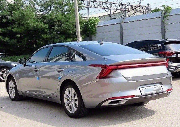 Kia K8 �������� �� 2�., ����������, �������� ����� ������ | Mobile.bg � ����������� 4