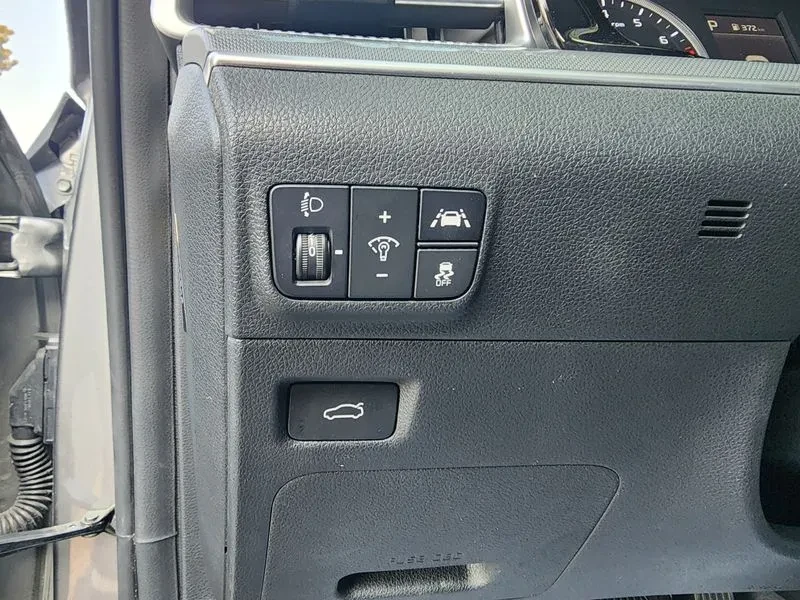 Kia K5 2.0, снимка 17 - Автомобили и джипове - 54263549