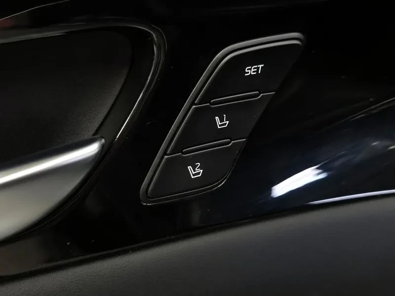 Kia K7 Premier 3.0 Gdi Signature, снимка 17 - Автомобили и джипове - 56128192