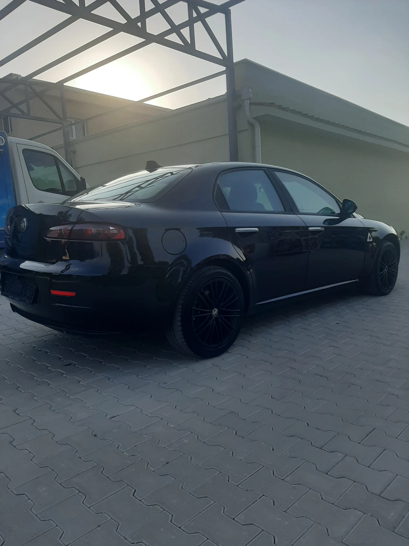 Alfa Romeo 159 1, 9 Jtd-200+  - изображение 4