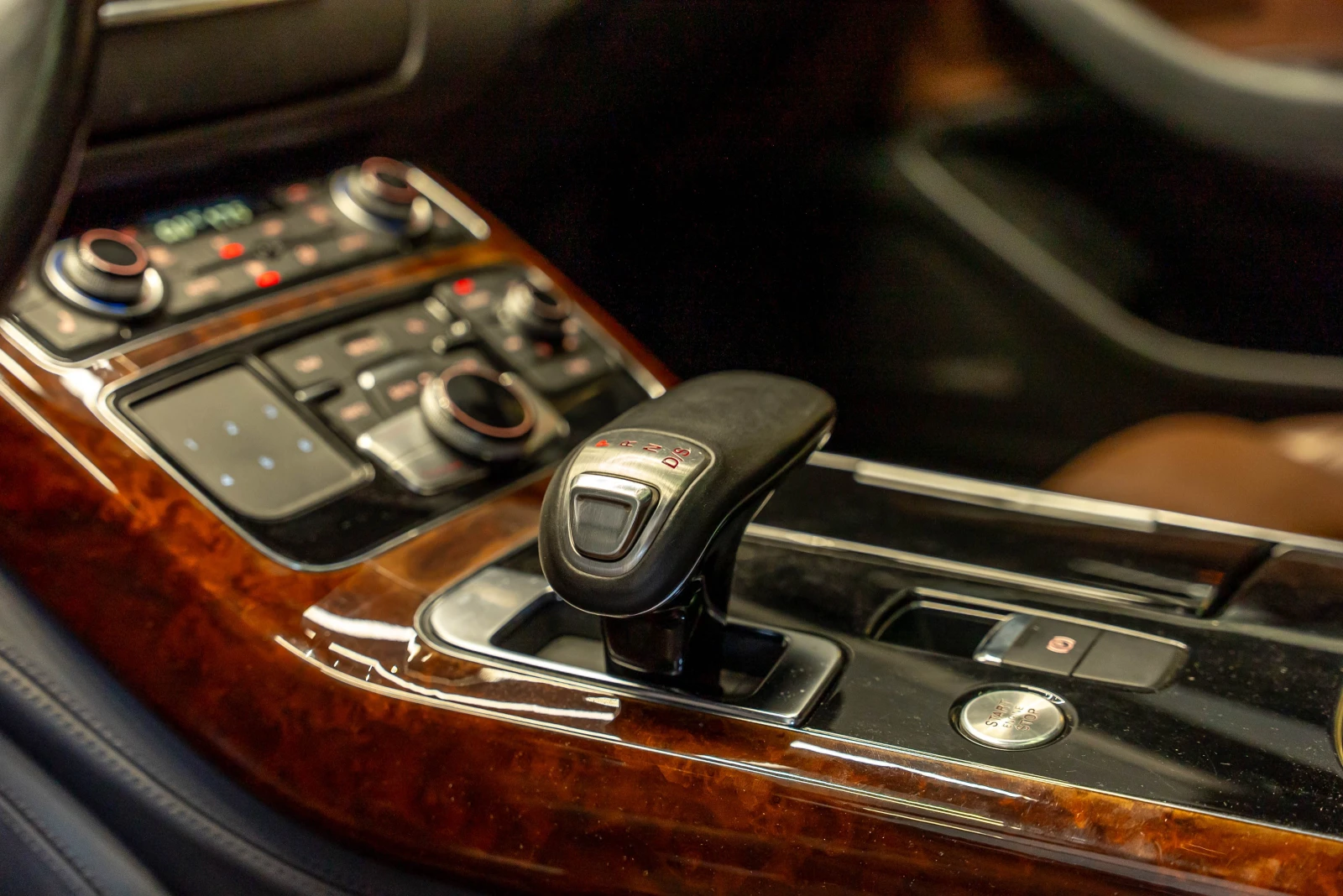 Audi A8 4.2 L | Mobile.bg   12