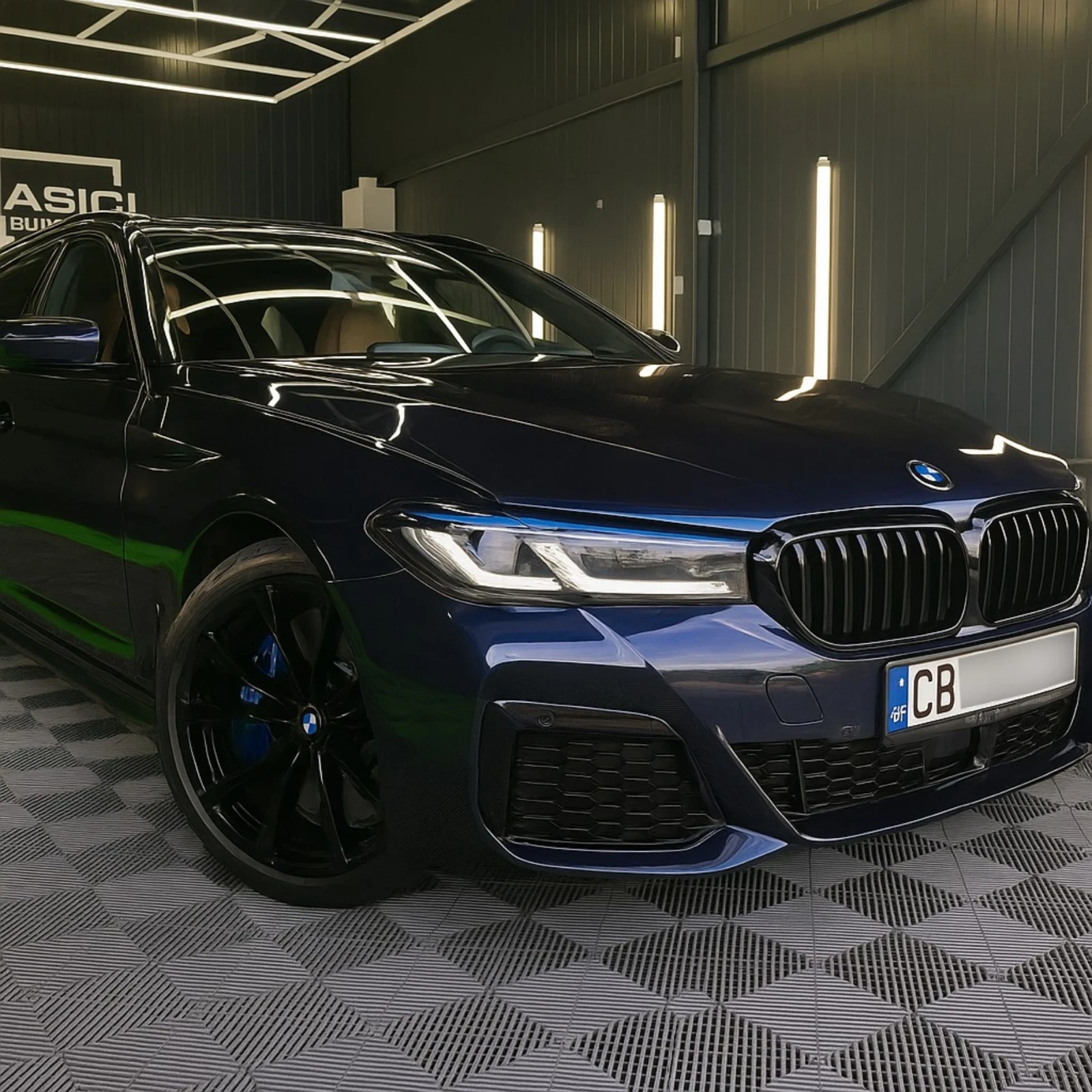 BMW 530 * Msport* * Individual* Distr* XD* Lase | Mobile.bg   2