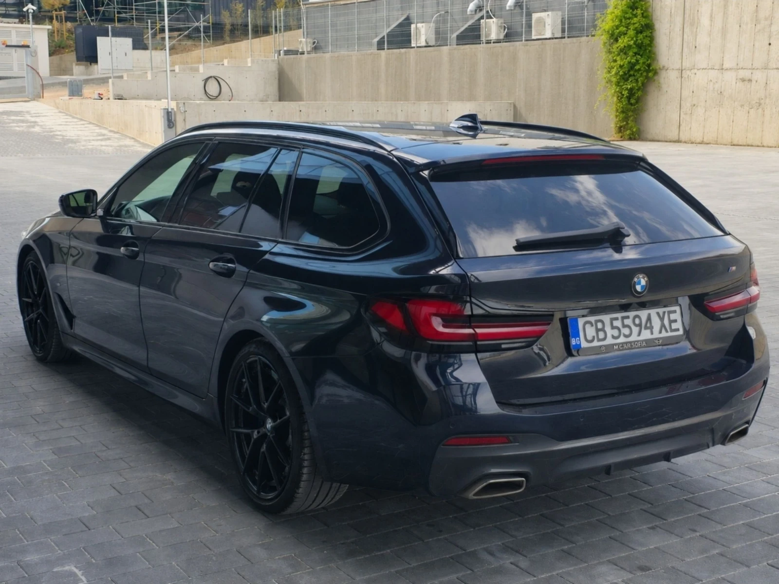 BMW 530 Лизинг* Msport* Печка* Individual* Distr* XD* Lase, снимка 5 - Автомобили и джипове - 54636152
