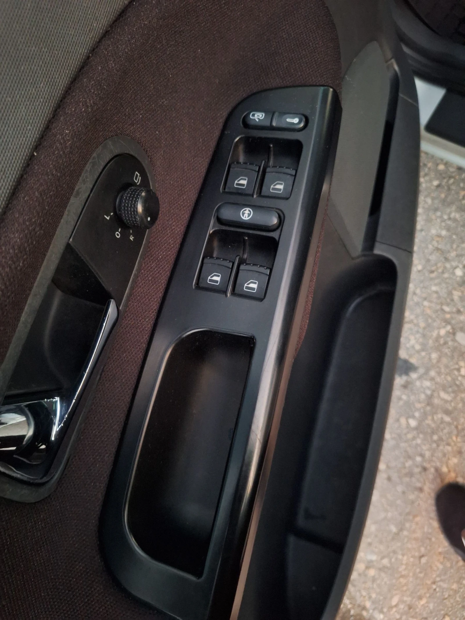 Seat Alhambra 1.9TDI 131к.с - изображение 9