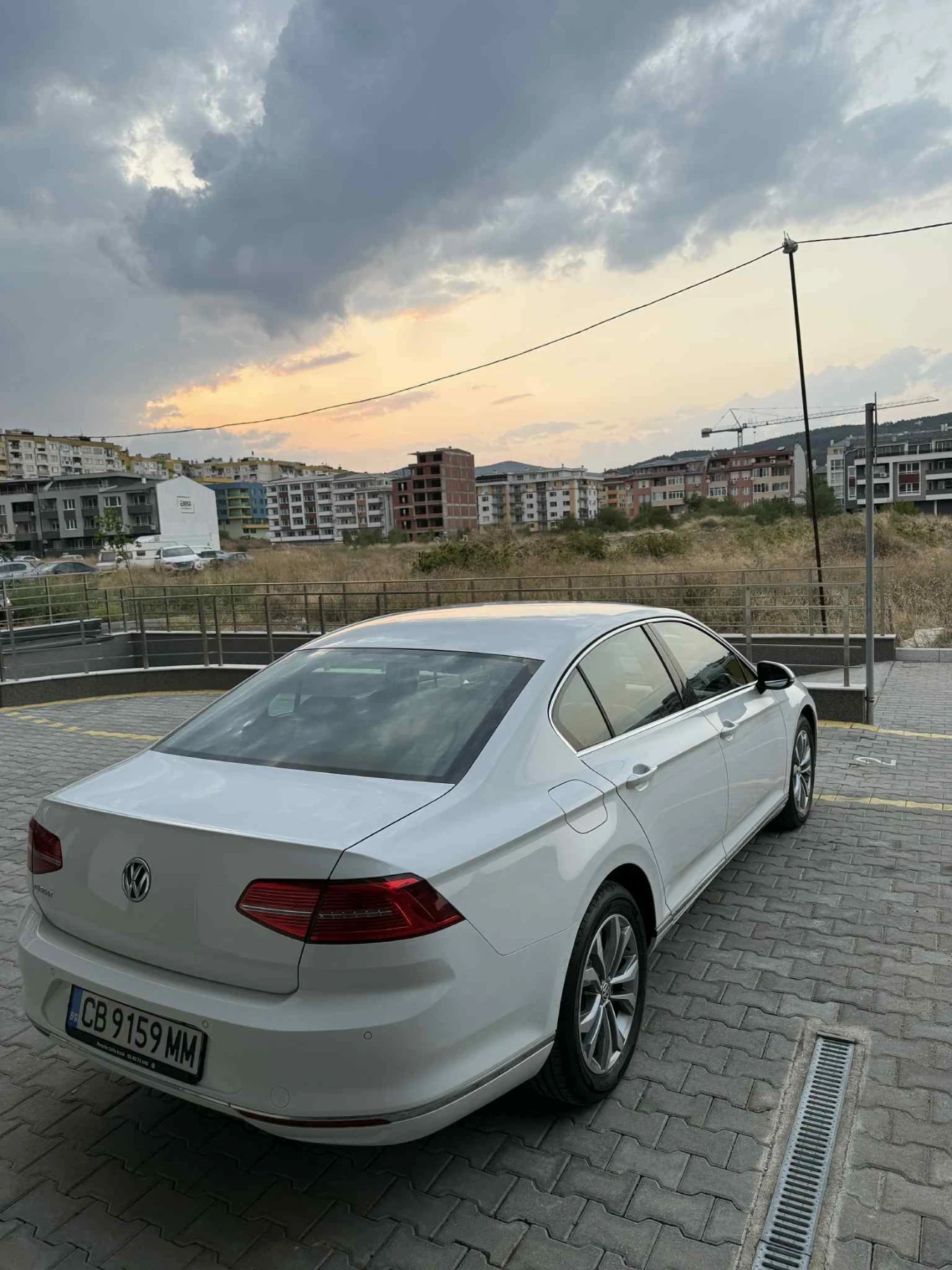 VW Passat  - изображение 4
