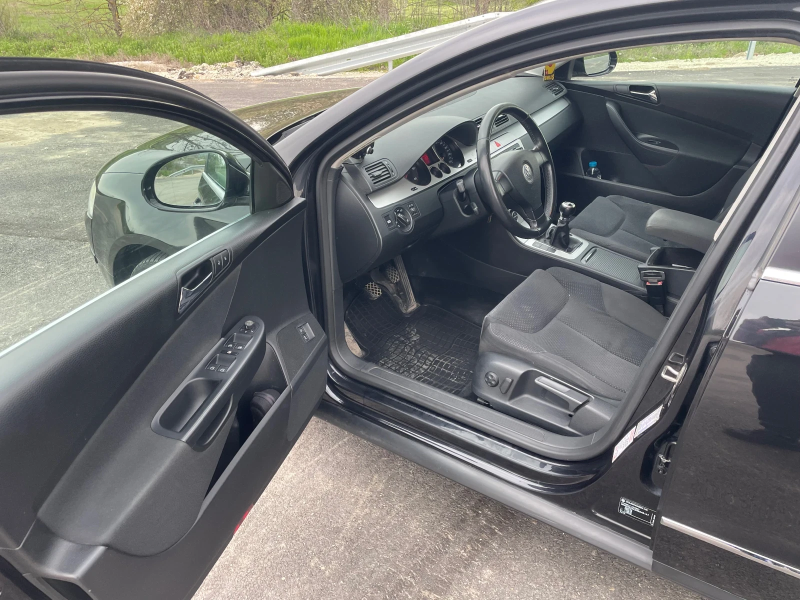 VW Passat 2.0 TDI 4 MOTION, снимка 6 - Автомобили и джипове - 54144775