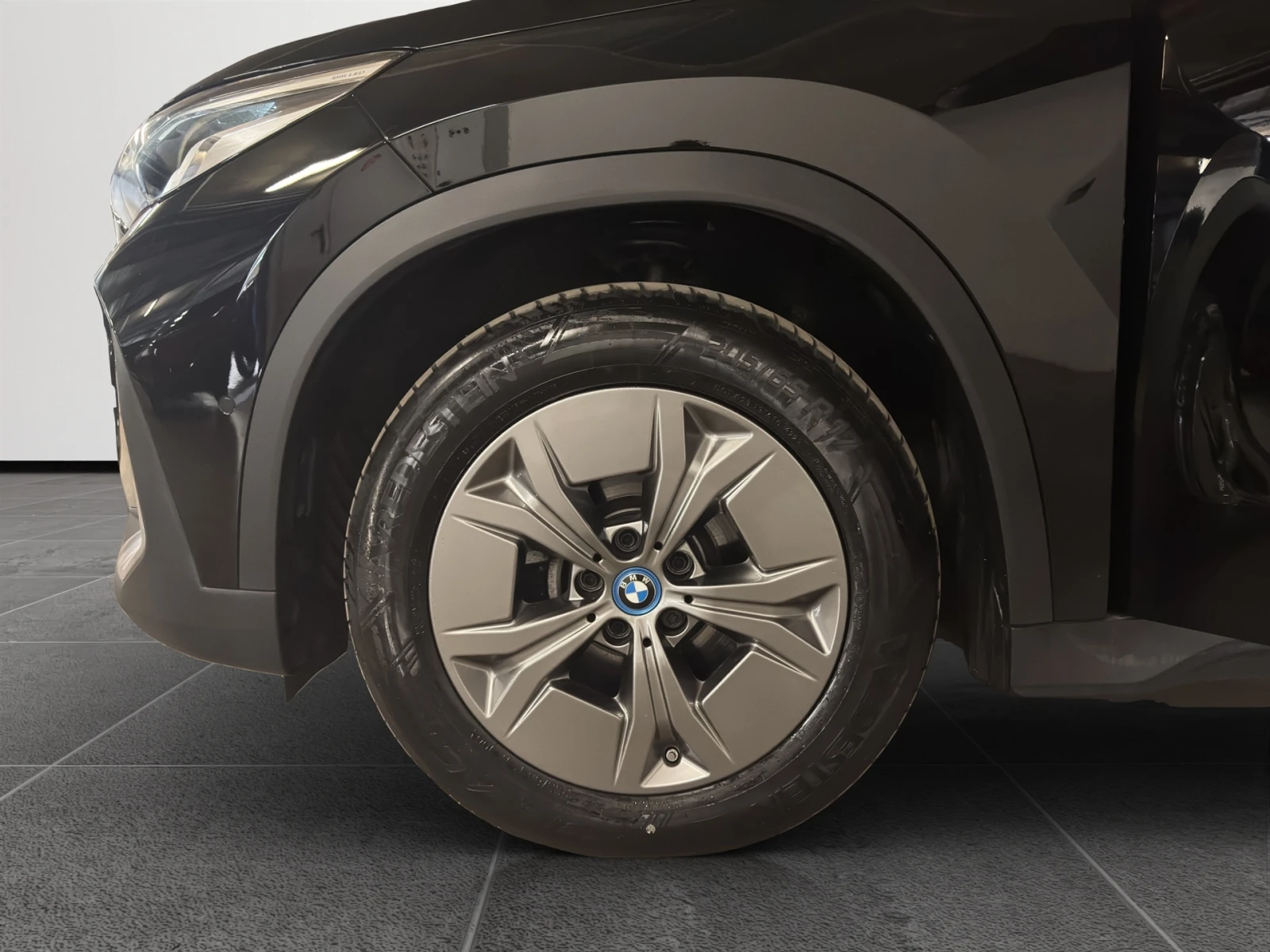 BMW iX1 xDrive30, снимка 5 - Автомобили и джипове - 54517461