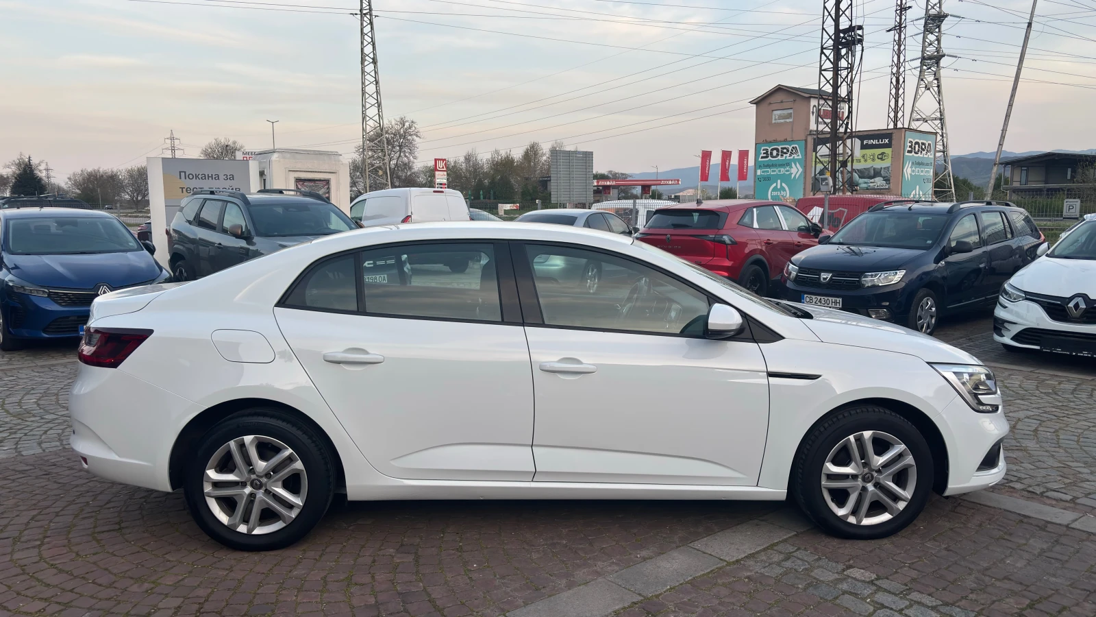 Renault Megane TCe 140 ������ BVM6 | Mobile.bg � ����������� 3