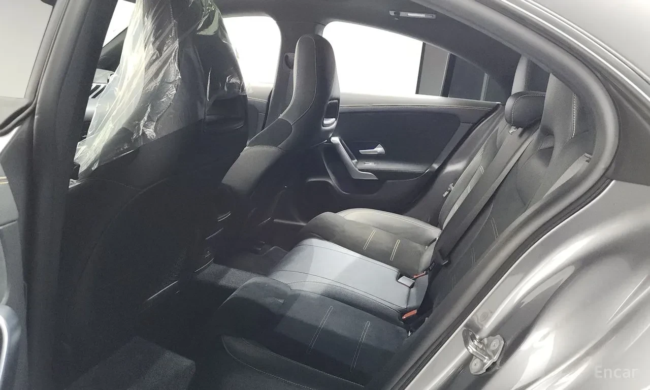 Mercedes-Benz CLA 45 AMG S 4MATIC+ * burmester* multibeam led* Parking Assi, снимка 11 - Автомобили и джипове - 54720782