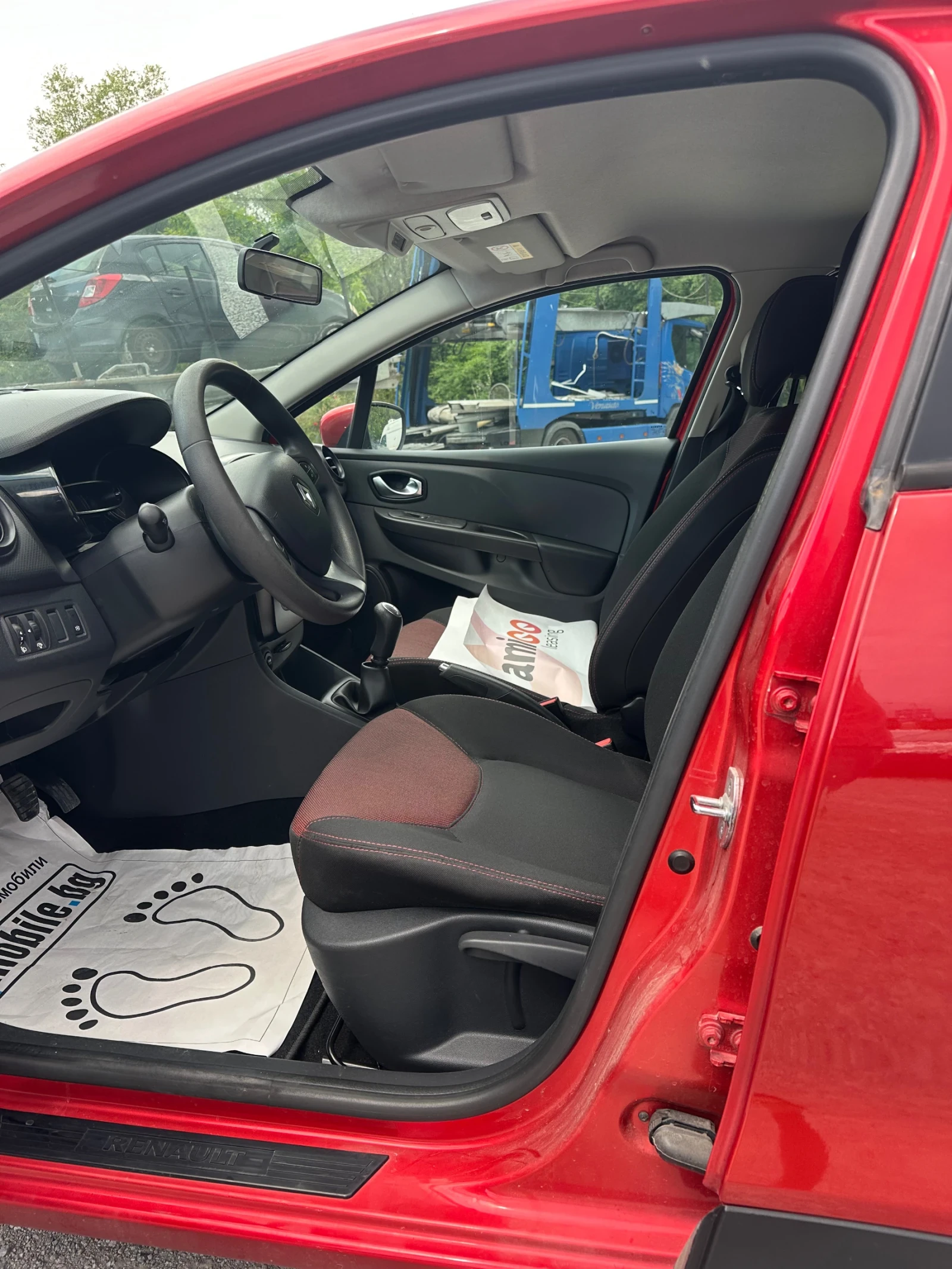 Renault Clio 1.5dci-75cv., снимка 8 - Автомобили и джипове - 54868185