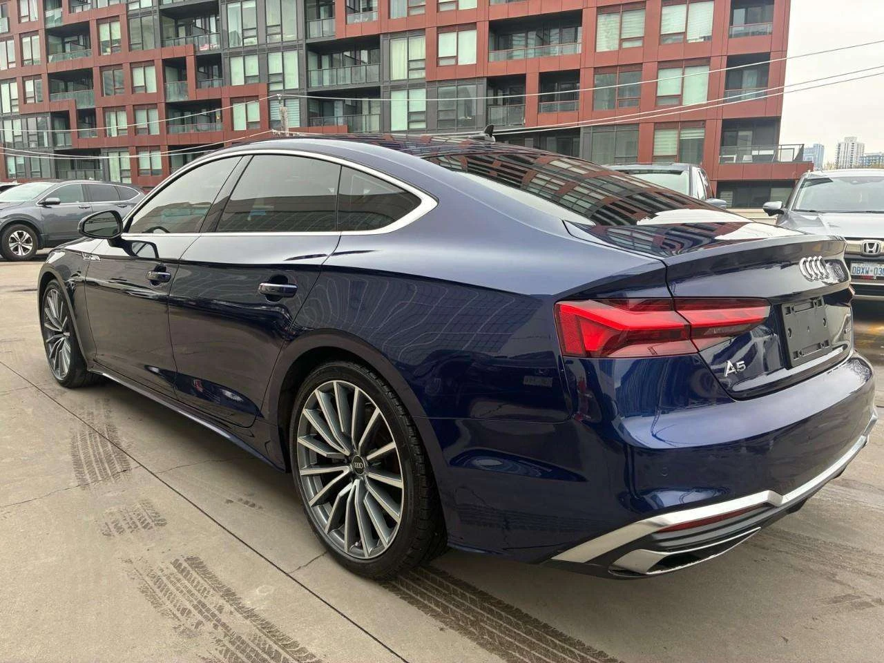 Audi A5 Sportback / ПАНОРАМА / ЦЕНА ДО БГ, снимка 3 - Автомобили и джипове - 54886873