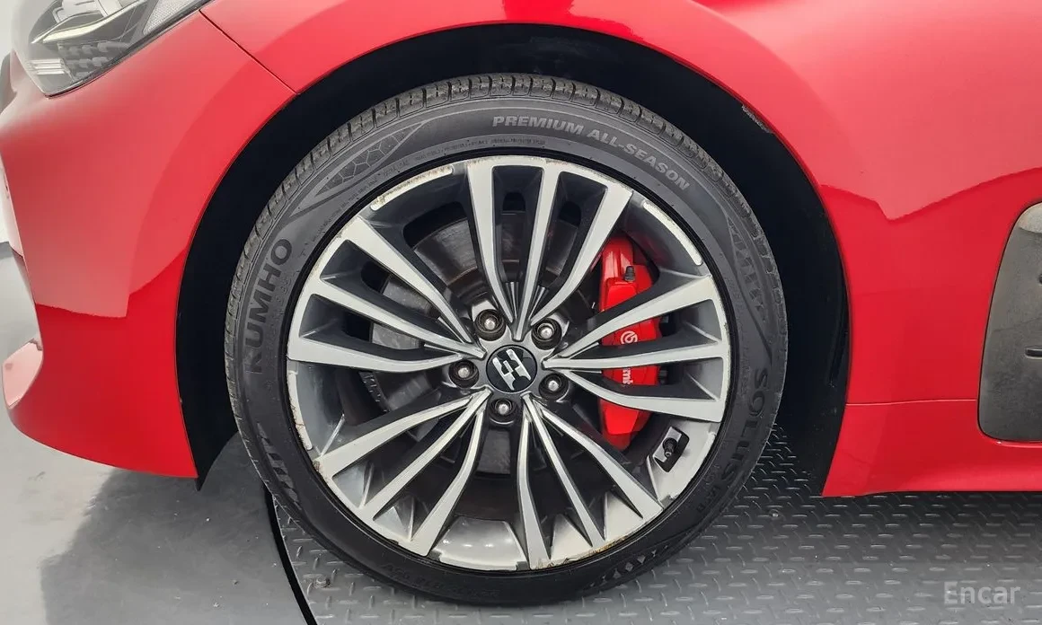 Kia Stinger !УНИКАТ! ПЪЛНО ОБОРУДBАНЕ, снимка 5 - Автомобили и джипове - 55037208