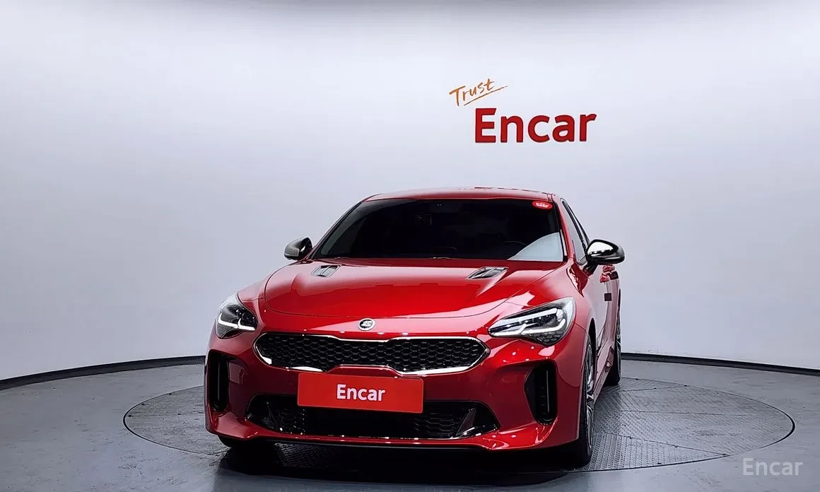 Kia Stinger !УНИКАТ! ПЪЛНО ОБОРУДBАНЕ, снимка 3 - Автомобили и джипове - 55037208