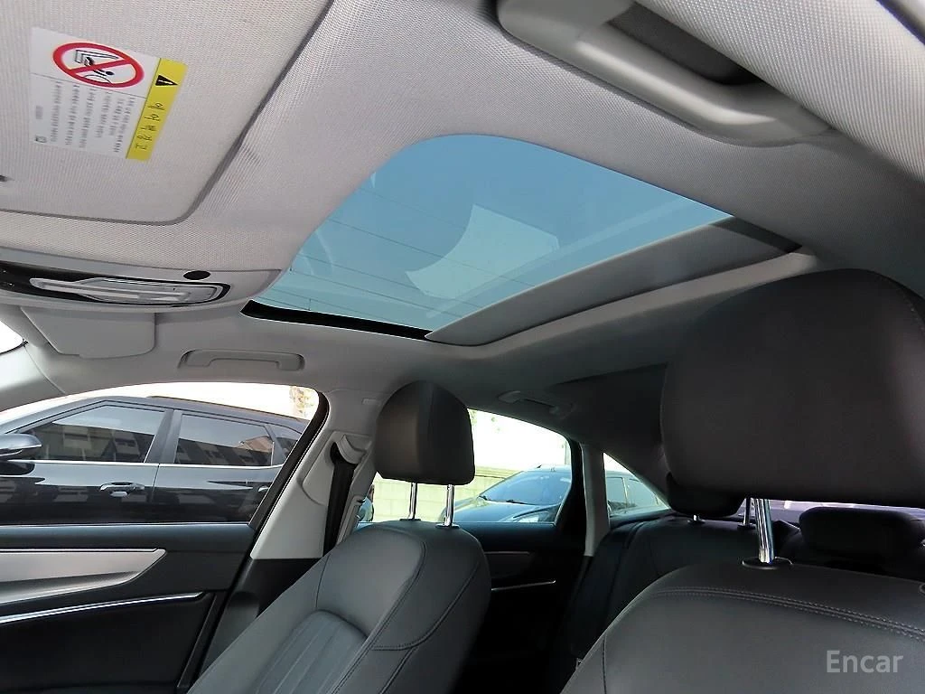 Audi A6 45 TFSI* S-Line* 360 CAM* DISTRONIC* ОБДУХВАНЕ* , снимка 12 - Автомобили и джипове - 54998200
