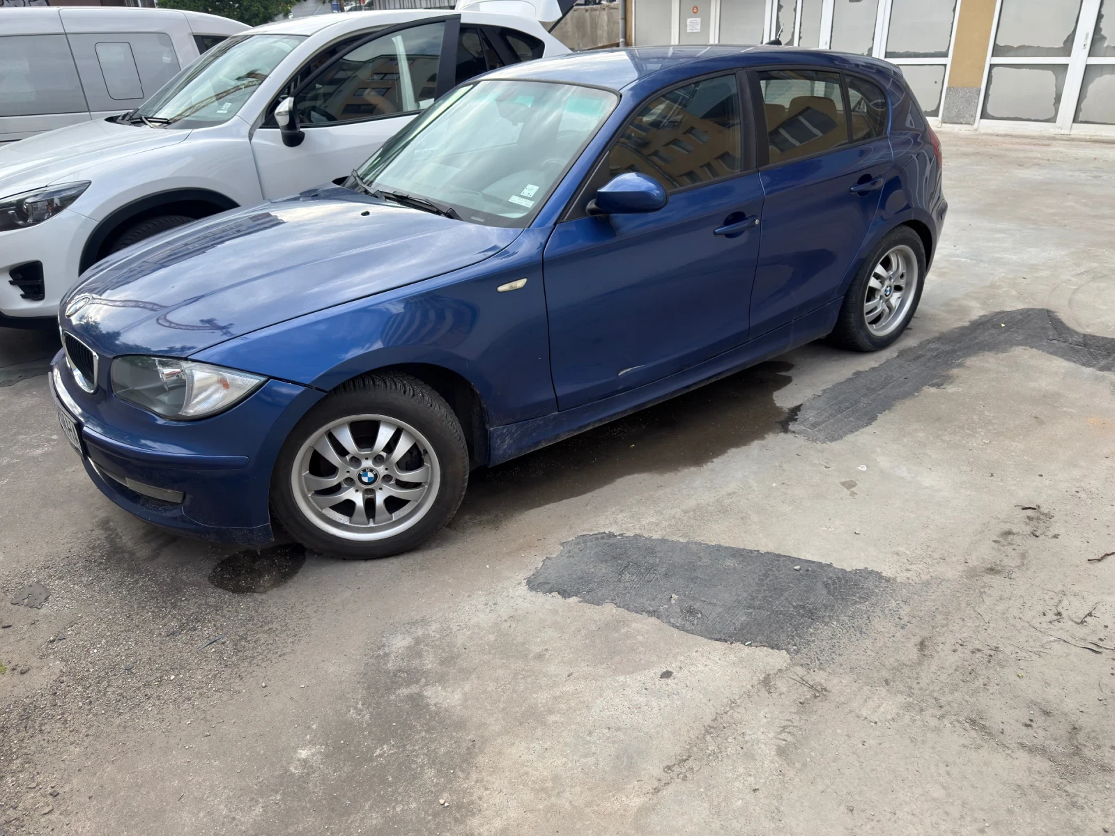 BMW 118 2.0, снимка 2 - Автомобили и джипове - 55411838