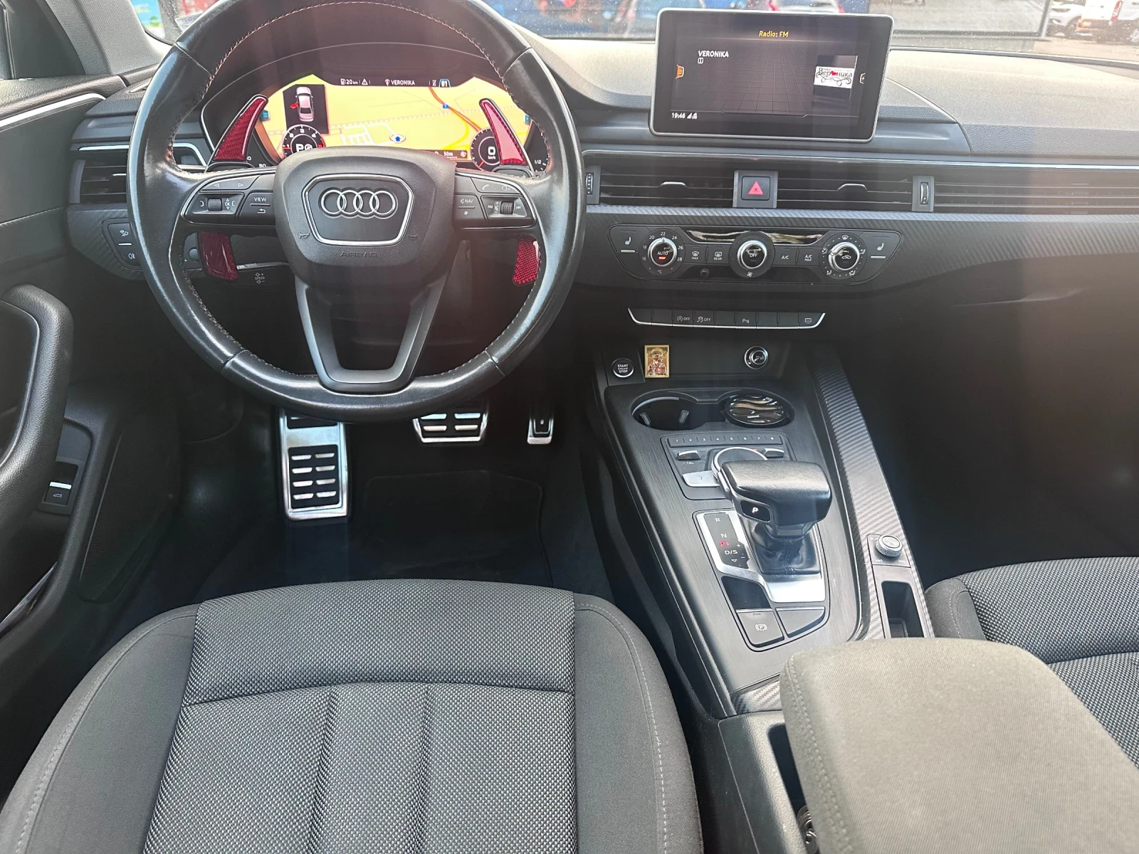 Audi A4 2.0 TDI * DIGITAL* LED* NAVI* , снимка 16 - Автомобили и джипове - 56049464