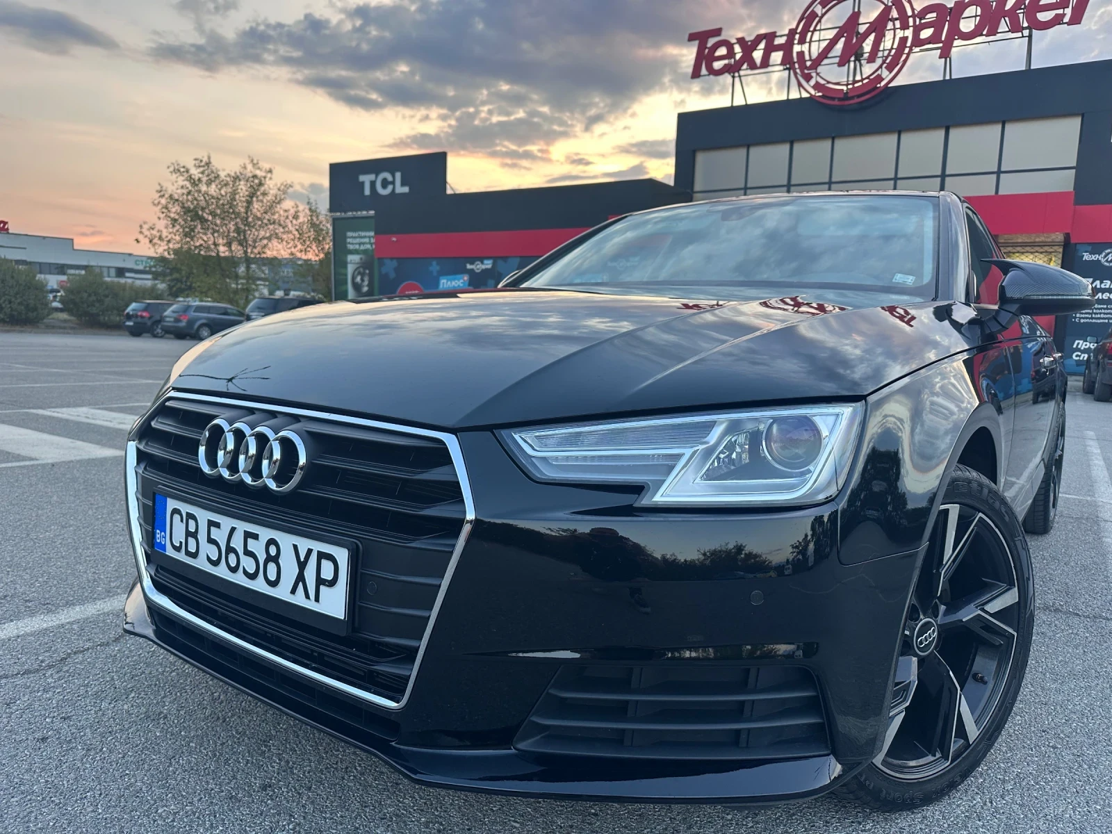 Audi A4 2.0 TDI * DIGITAL* LED* NAVI* , снимка 5 - Автомобили и джипове - 56049464