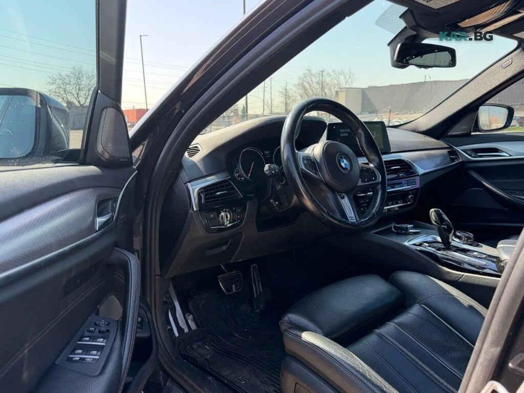 BMW 530 M* ЩОРИ* ПАМЕТ* ПОДГРЕВ* ДВА КЛЮЧА* ПАНО, снимка 9 - Автомобили и джипове - 56084125