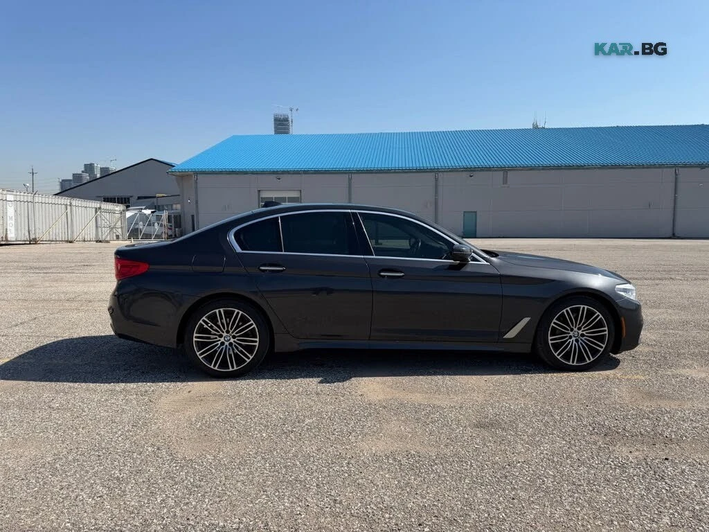 BMW 530 M* ЩОРИ* ПАМЕТ* ПОДГРЕВ* ДВА КЛЮЧА* ПАНО, снимка 4 - Автомобили и джипове - 56084125