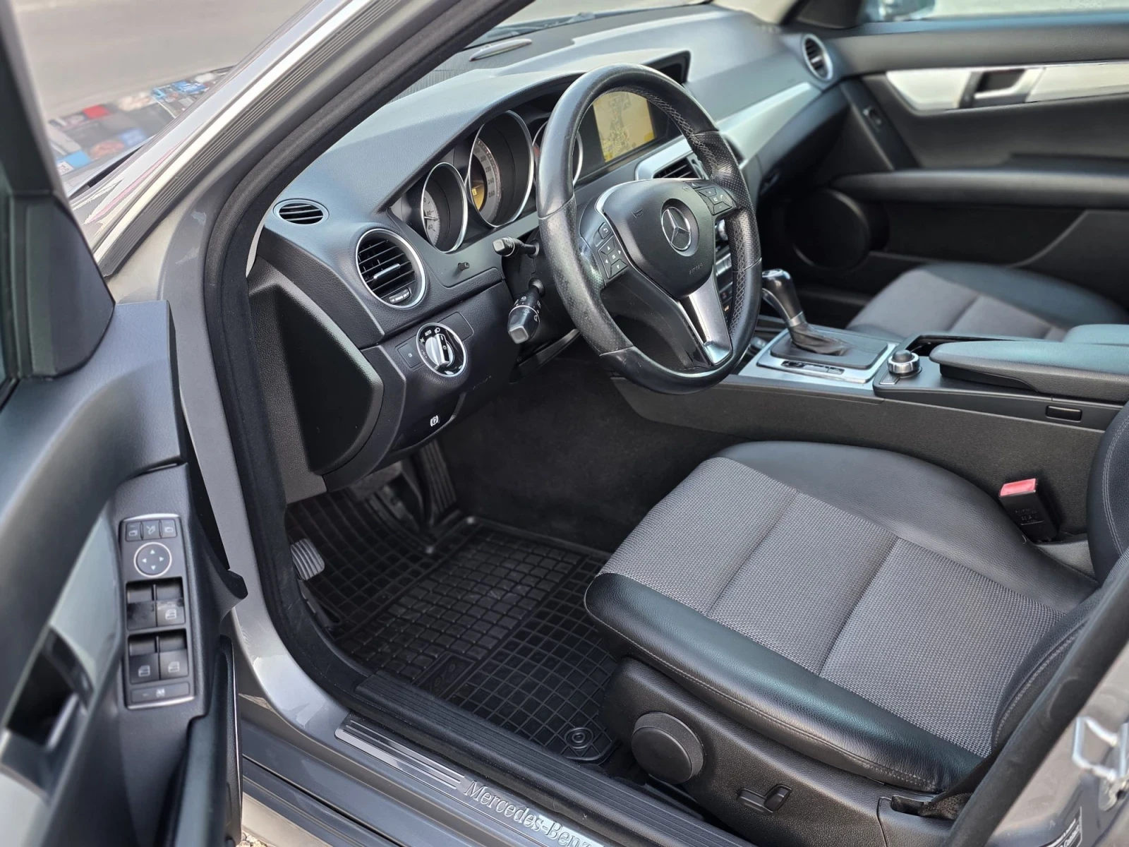 Mercedes-Benz C 250 2.2 CDI 204 k.c. Bi-Turbo AMG 4 Matic | Mobile.bg � ����������� 8
