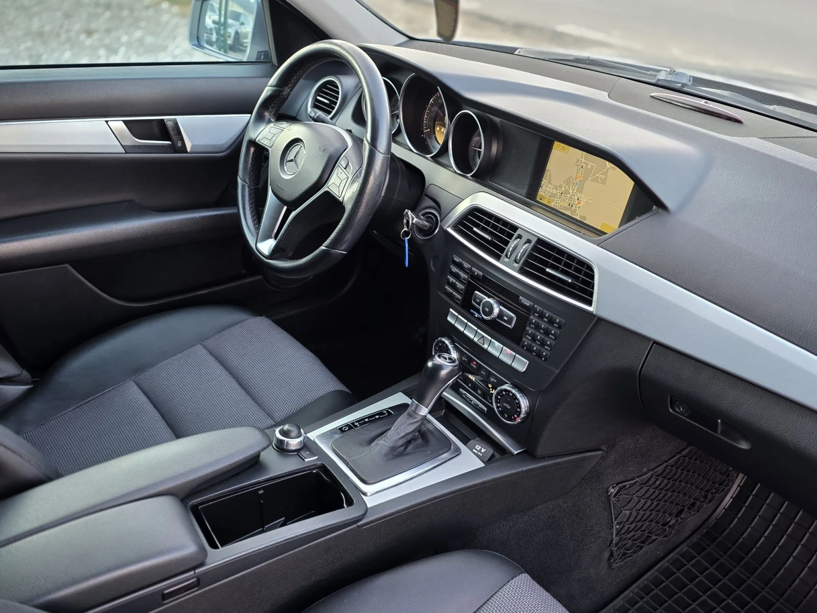 Mercedes-Benz C 250 2.2 CDI 204 k.c. Bi-Turbo AMG 4 Matic | Mobile.bg � ����������� 12