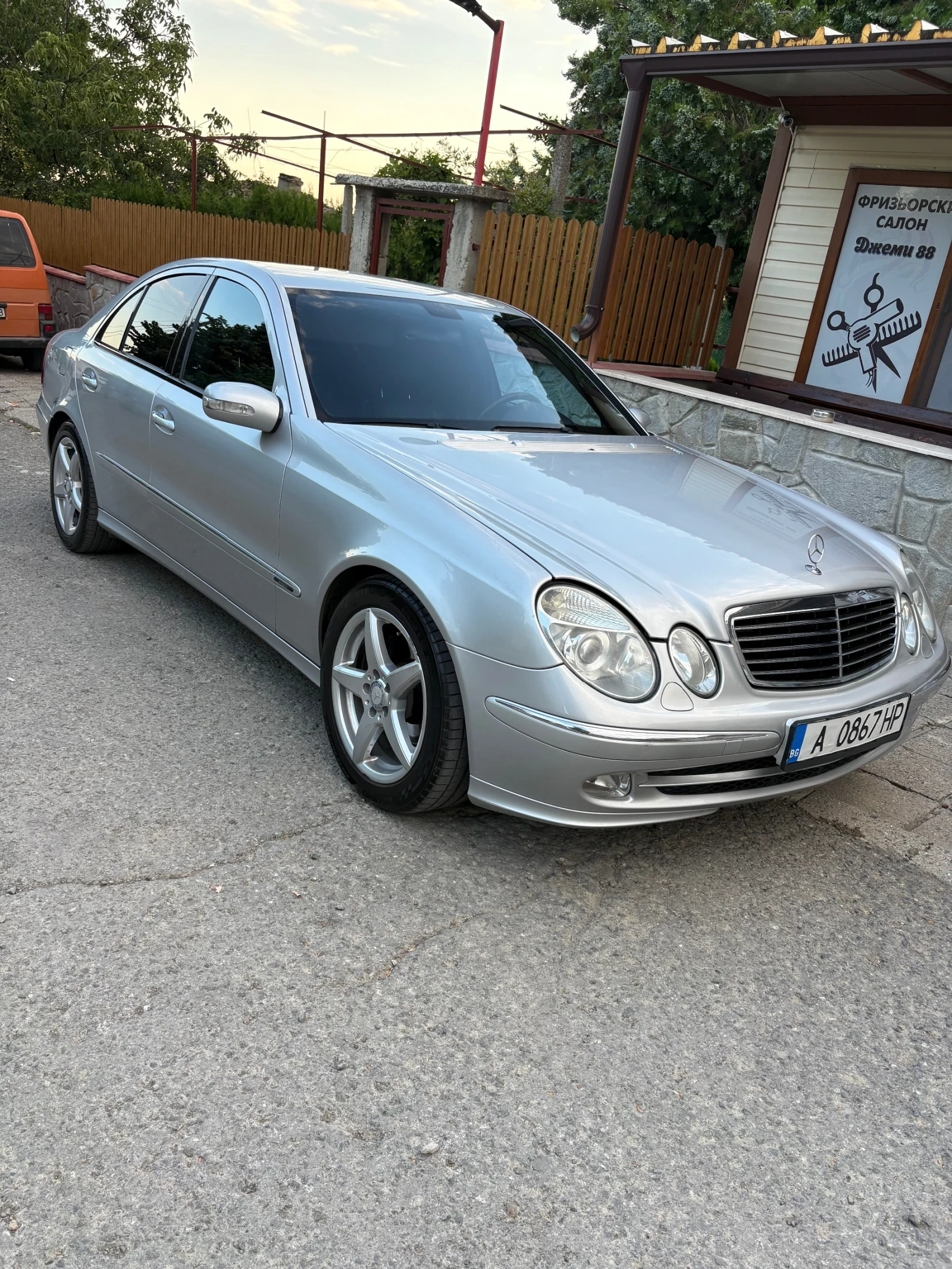 Mercedes-Benz E 280 W211