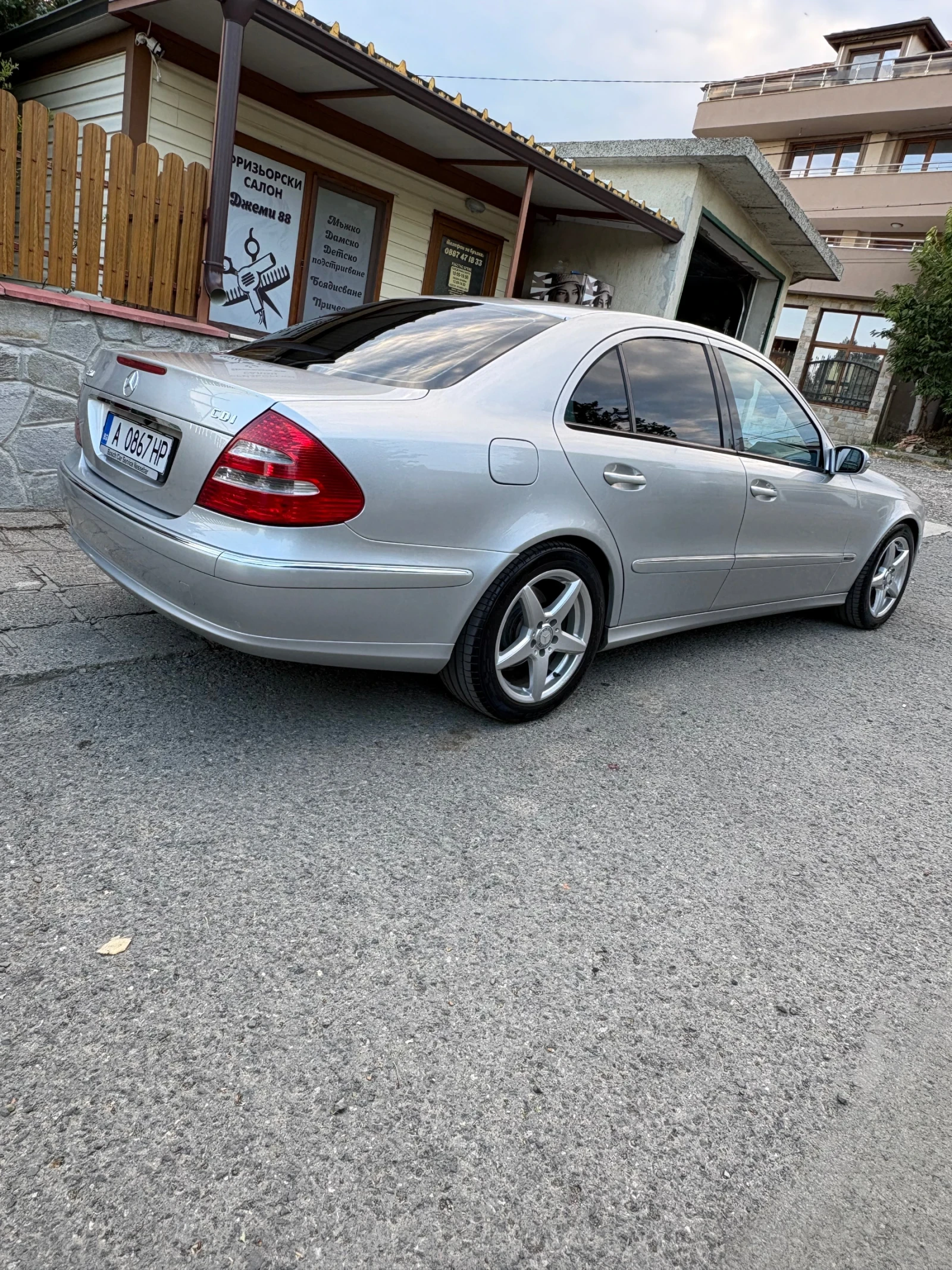 Mercedes-Benz E 280 W211, снимка 2 - Автомобили и джипове - 56651782