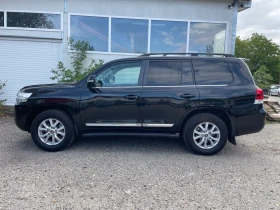 Toyota Land cruiser 5.7 КАТО НОВА, снимка 2
