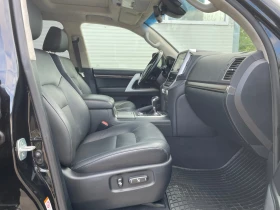 Toyota Land cruiser 5.7 КАТО НОВА, снимка 11