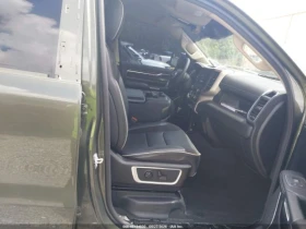 Dodge RAM 1500 5.7 Laramie 4x4* КОЖА* ПОДГРЕВ* КАМЕРА* , снимка 8