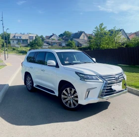  Lexus LX 570