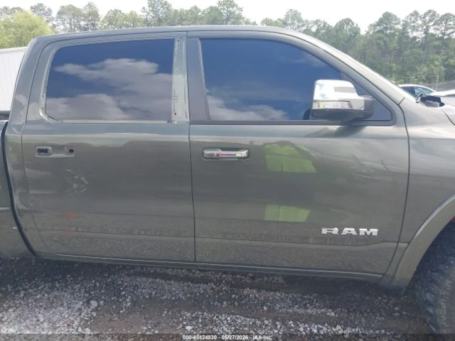 Dodge RAM 1500 5.7 Laramie 4x4* КОЖА* ПОДГРЕВ* КАМЕРА* , снимка 2 - Автомобили и джипове - 55261311