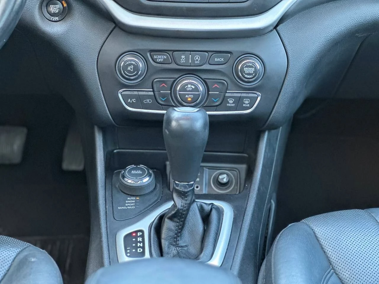 Jeep Cherokee AVTOMAT 4X4 2.2 DIZEL MULTIJET 200ps  | Mobile.bg   15