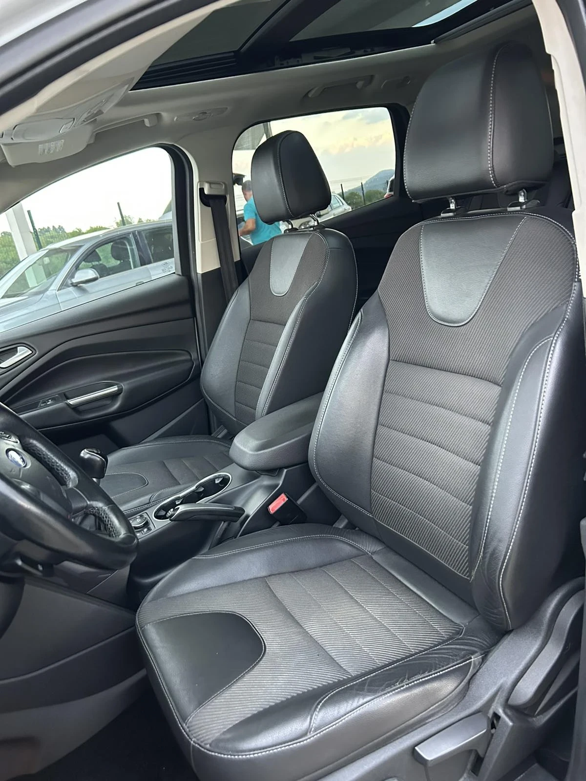 Ford Kuga 2.0tdci, 4x4, TITANIUM - изображение 9
