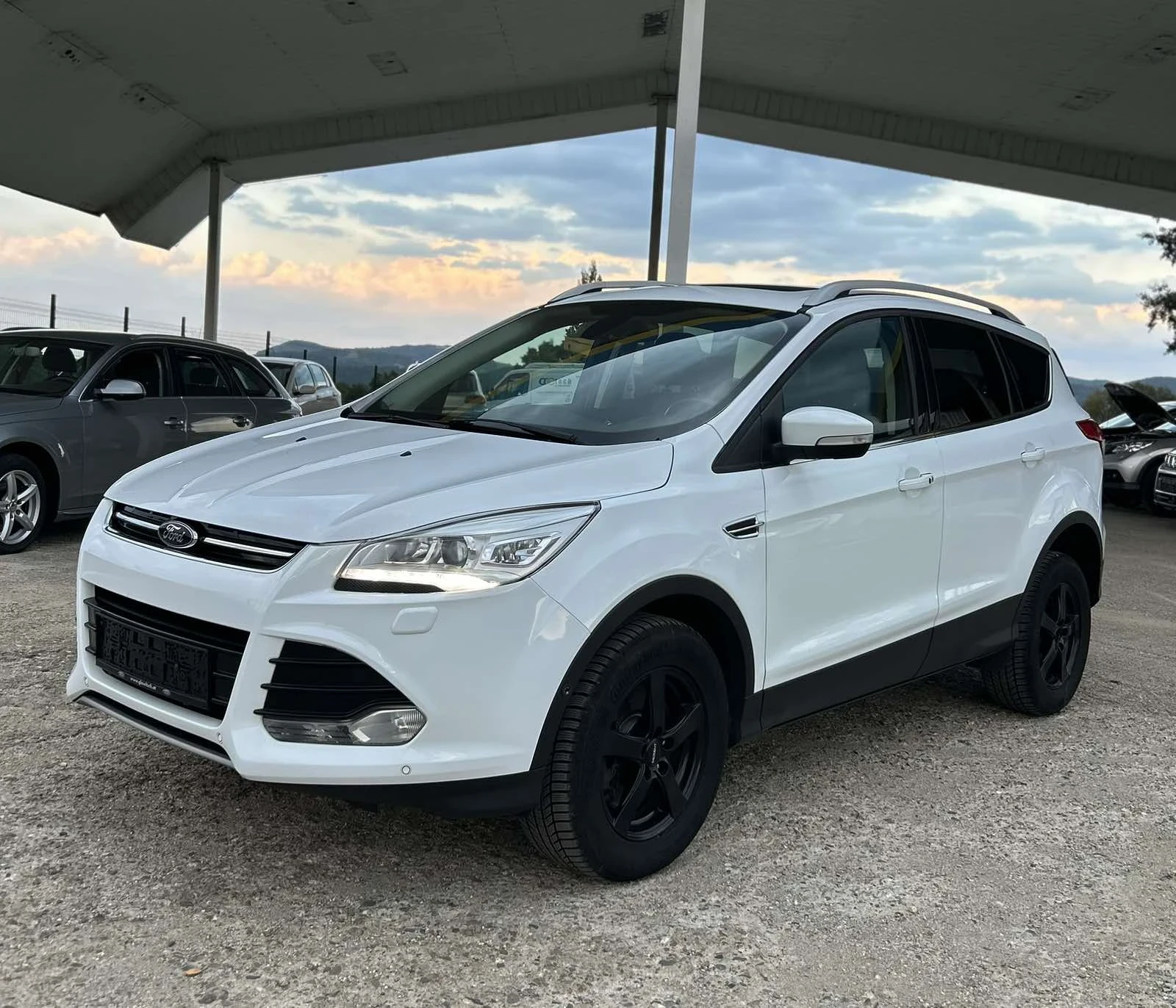 Ford Kuga 2.0tdci, 4x4, TITANIUM | Mobile.bg   1